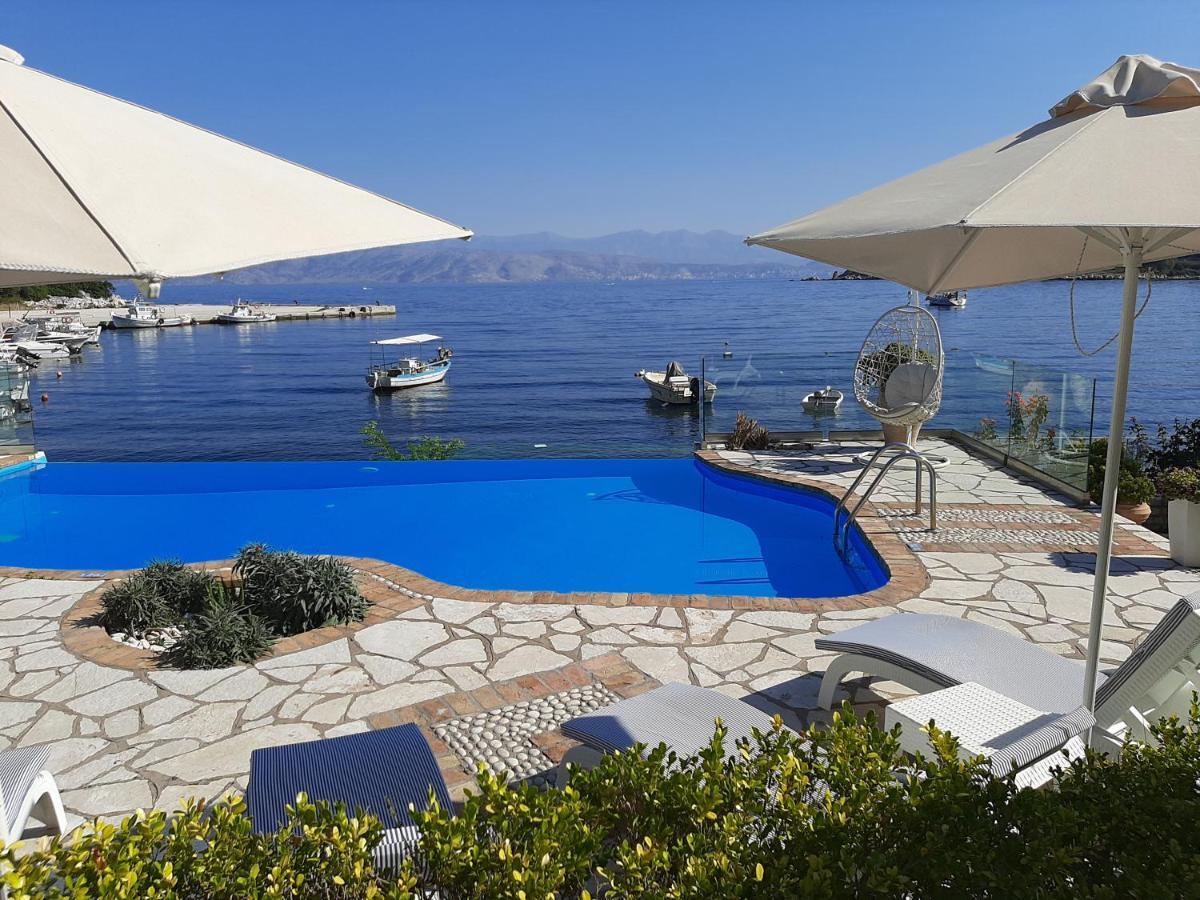 Imerolia Beach Villa Kassiopi Corfu ภายนอก รูปภาพ
