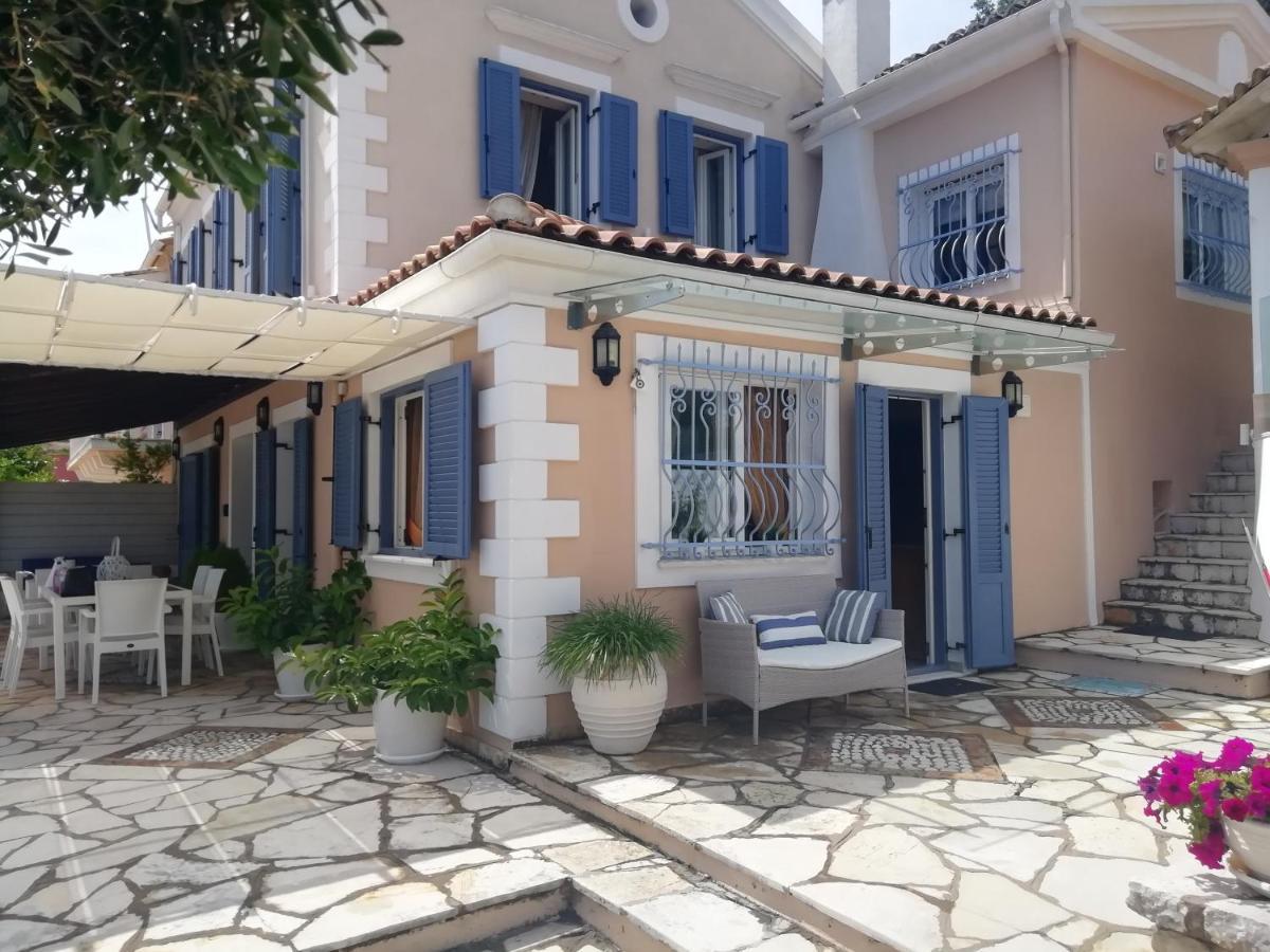 Imerolia Beach Villa Kassiopi Corfu ภายนอก รูปภาพ