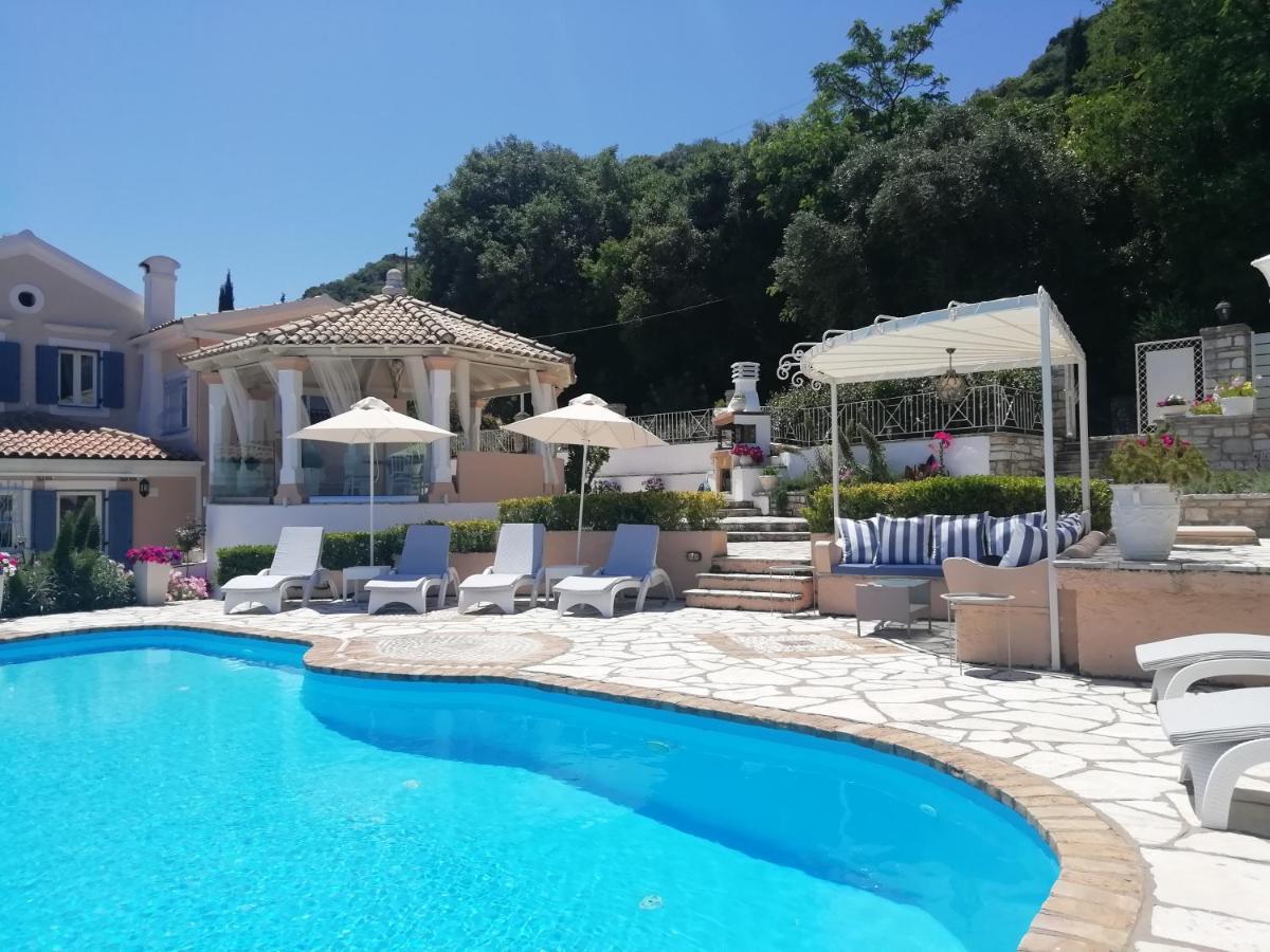 Imerolia Beach Villa Kassiopi Corfu ภายนอก รูปภาพ