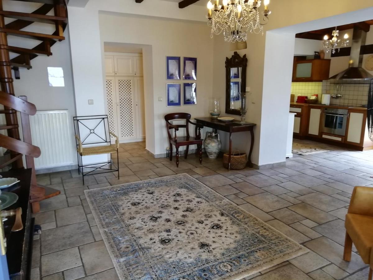 Imerolia Beach Villa Kassiopi Corfu ภายนอก รูปภาพ