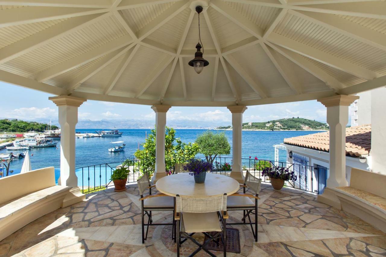 Imerolia Beach Villa Kassiopi Corfu ภายนอก รูปภาพ